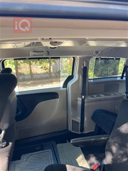 دودج جراند كارافان